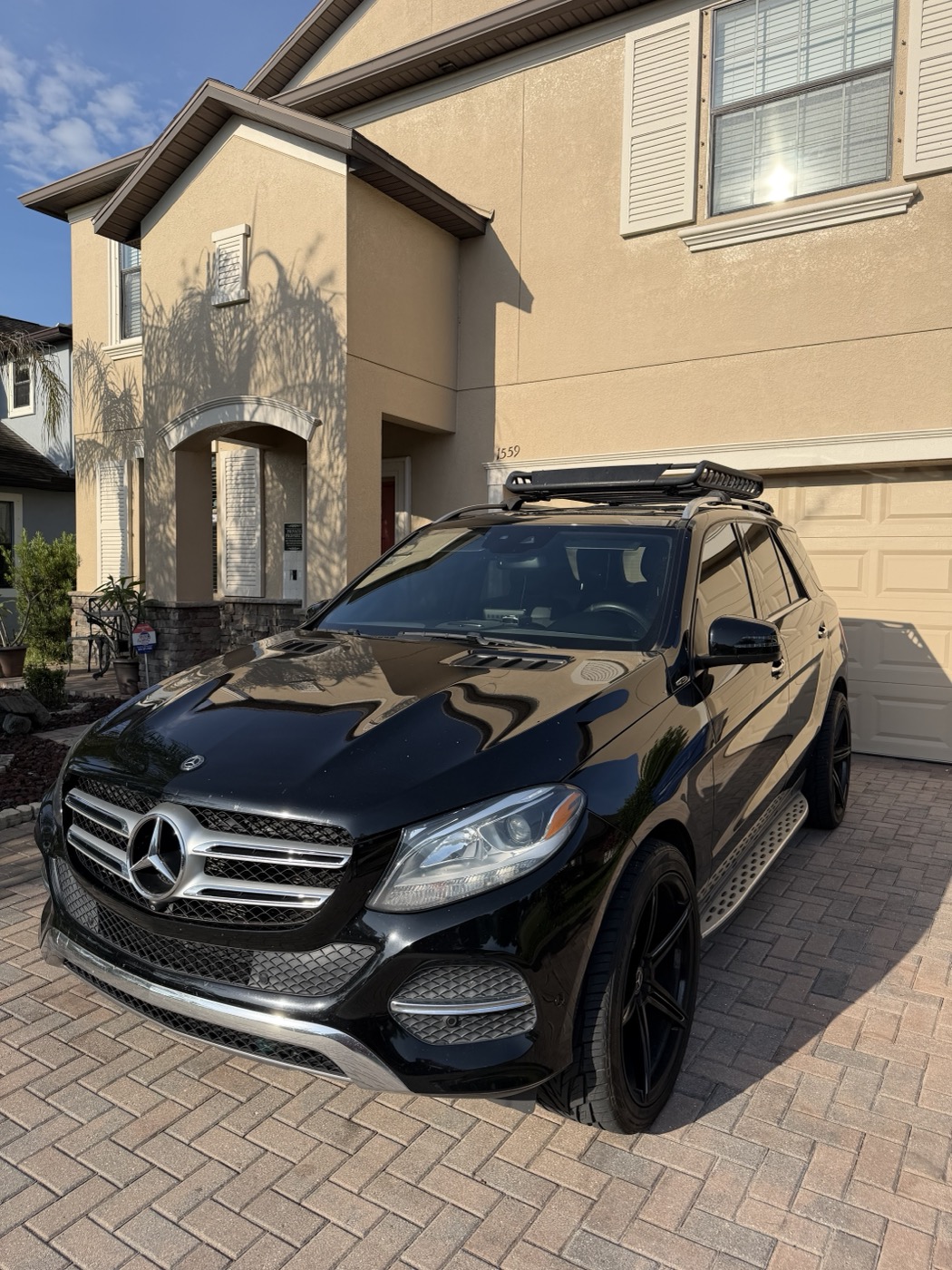 Mercedes SUV Detail